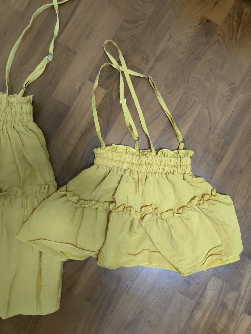 Preloved Bundle set Twinning Mom & Daughter Mustard Suspension Skirts size S to M & 2-4yo (Category: Babies & Kids Fashion) located in Singapore. Submitted by rey5741 (Listing ID 1375059634, Image 3). Description: interested can contact me at 81392461.