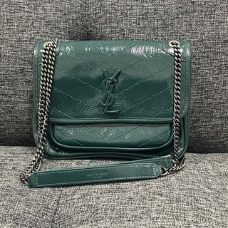 (Kategori: ) berada di . Dikirim oleh baggarage08 (ID iklan 1374998891, Gambar 1). Deskripsi: .