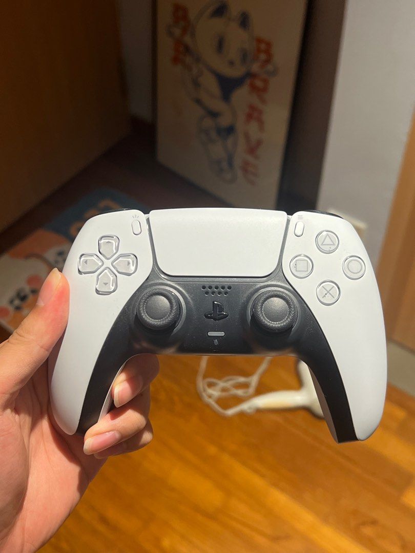 PS5 Controller (Category: Controllers) located in Singapore. Submitted by veryredboy (Listing ID 1375039922, Image 1). Description: Barely used, perfect condition. Selling because no more time to play because of school..