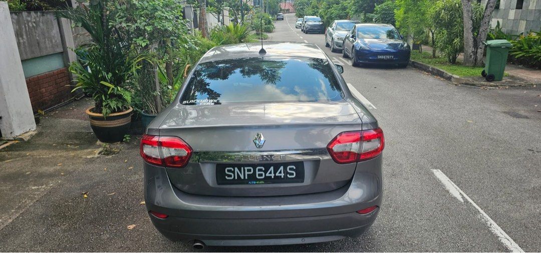 Rent- Renault Fluence Diesel - PHV ready (Category: Car Rental) located in Singapore. Submitted by hss77 (Listing ID 1374893078, Image 2). Description: PHV ready Renault Fluence Diesel for rent. No deposit. No contract. $55 per day nett.