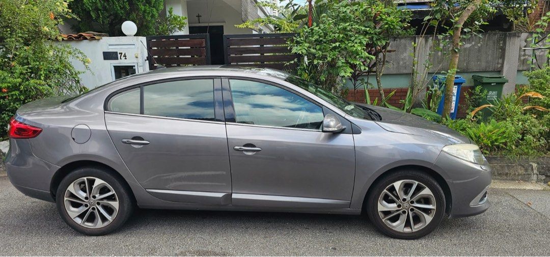 Rent- Renault Fluence Diesel - PHV ready (Category: Car Rental) located in Singapore. Submitted by hss77 (Listing ID 1374893078, Image 3). Description: PHV ready Renault Fluence Diesel for rent. No deposit. No contract. $55 per day nett.