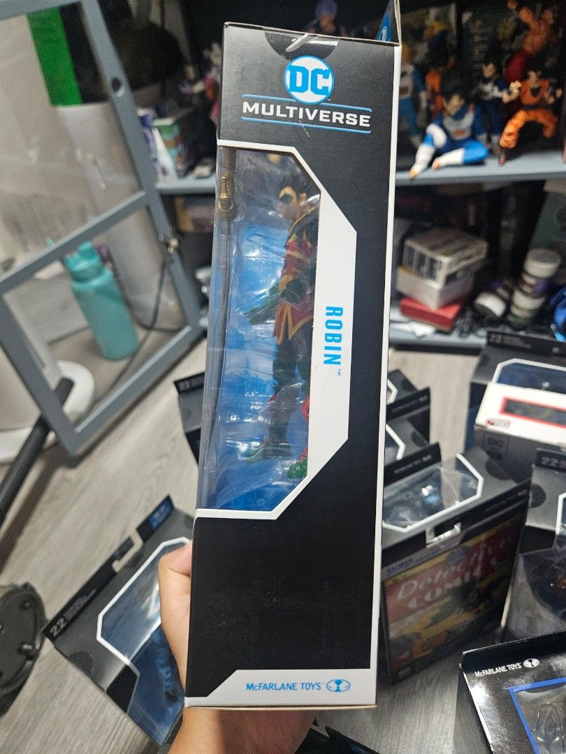 Robin DC Rebirth. Sealed (Category: Figurines & Statues) located in Quezon City. Submitted by omochery25 (Listing ID 1375000665, Image 2). Description: Damian Wayne Robin from DC Rebirth.MISB.