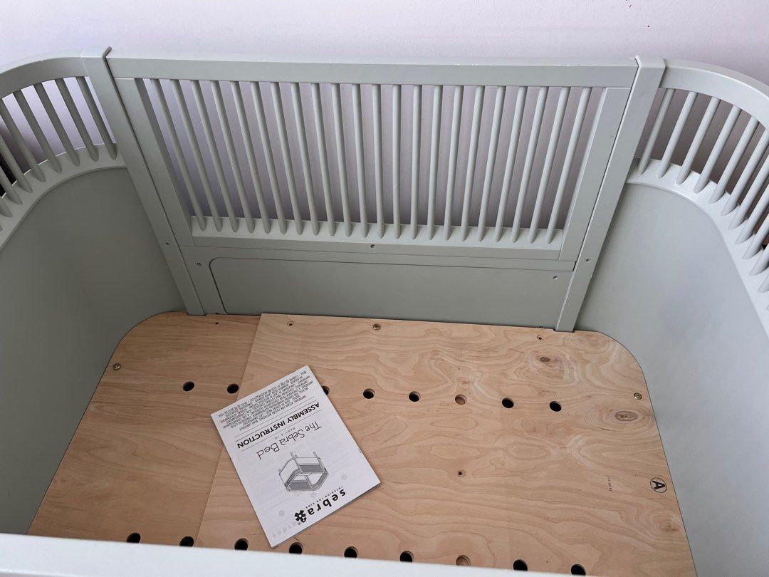 Sebra crib (Category: Cots & Cribs) located in Singapore. Submitted by samno5 (Listing ID 1374890634, Image 2). Description: Selling as we bought it from another person but they do not have the infant insert so we cannot use this. Well used but in good condition. Can be expanded to use until 4-5 years of age.