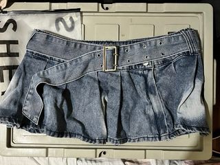 (Category: ) located in . Submitted by kavf_ (Listing ID 1375041739, Image 1). Description: .