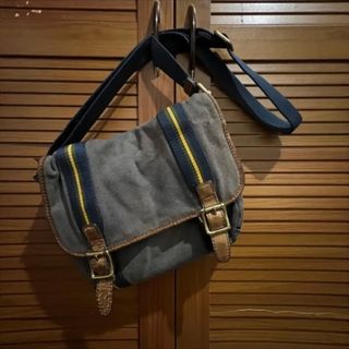 (Kategori: ) berada di . Dikirim oleh nyolpradita (ID iklan 1374865704, Gambar 1). Deskripsi: .