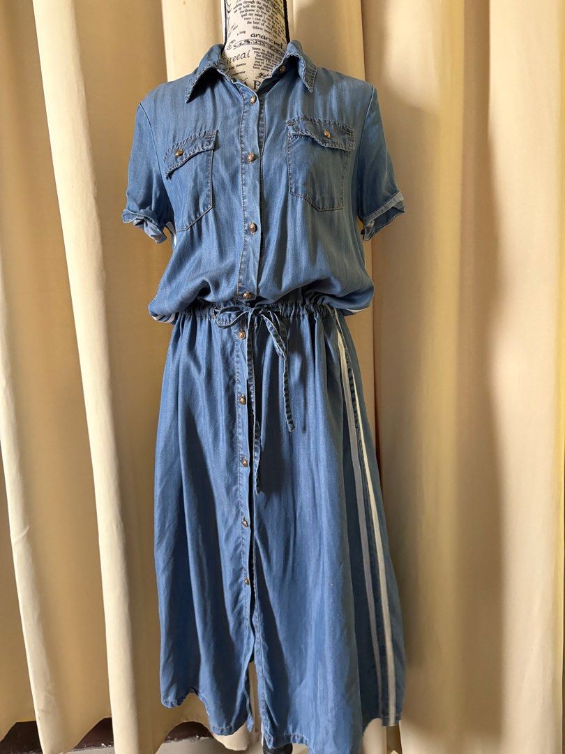 Soft Denim Dress (Category: Dresses) located in Cagayan de Oro. Submitted by authenticstuffsdecluttering (Listing ID 1374921174, Image 1). Description: With pockets both sides Medium size.