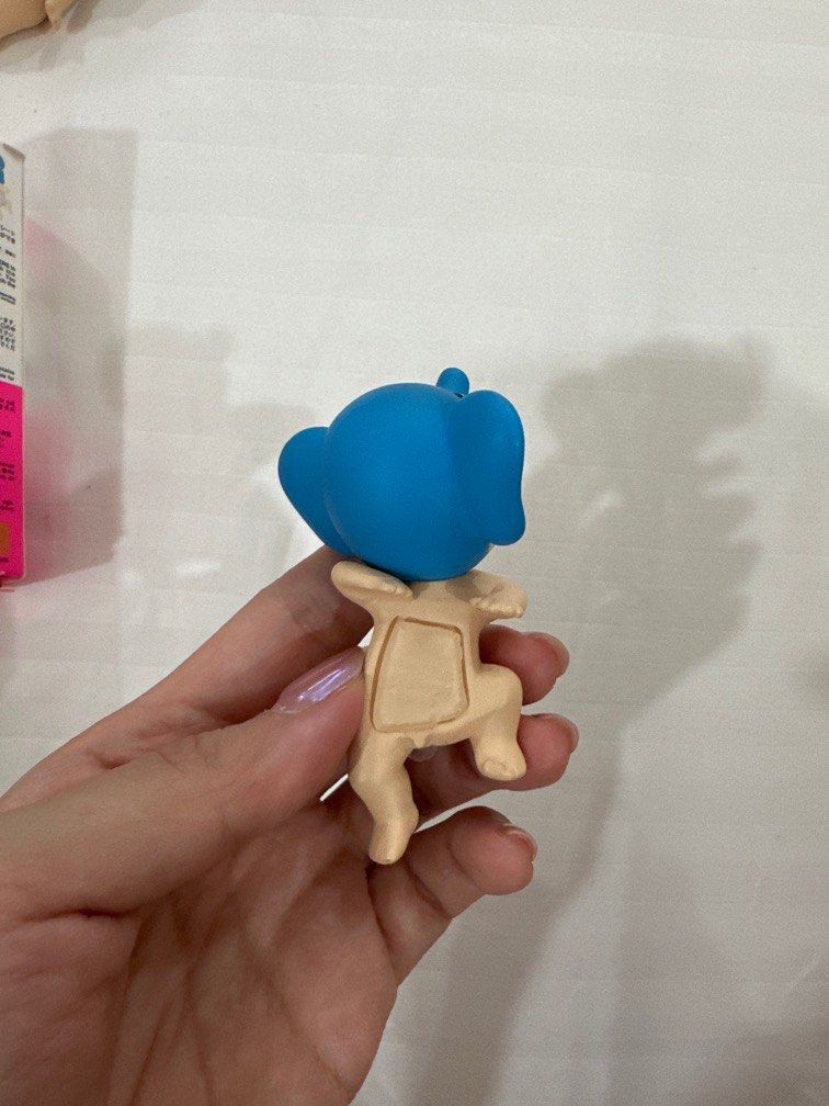 Sonny Angel Looking Back Hipper in Elephant (Category: Designer & Blind Box Toys) located in Quezon City. Submitted by my.arte (Listing ID 1374950146, Image 3). Description: Unused adhesive.