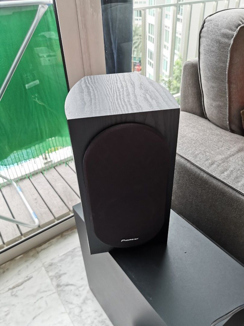 Speakers63205308092801112