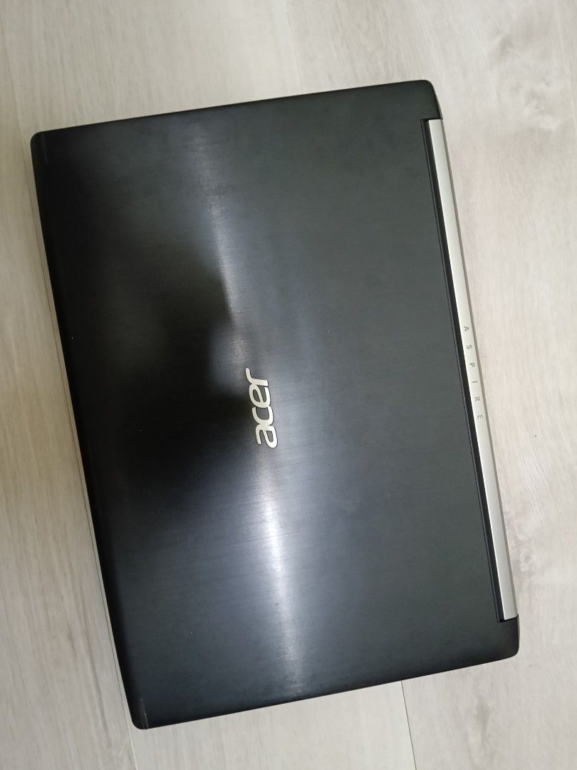 Spoilt Acer Aspire A715 i5 Laptop (Category: Laptops & Notebooks) located in Singapore. Submitted by nah1353 (Listing ID 1374898776, Image 2). Description: CPU:Intel Core i5 Gen 7 -keep in store too long time can't on -Sell as Spoilt -Cannot on,no power -No power adapter,ram and wifi card -Parts/ports not tested,no warranty/refund after handover,take n go. *not for Fussy buyer and low baller.
