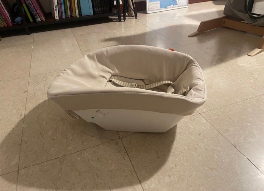 Stokke Tripp Trapp Newborn set (Category: Kids' Tables & Chairs) located in Singapore. Submitted by jgrace.a (Listing ID 1374921424, Image 1). Description: .