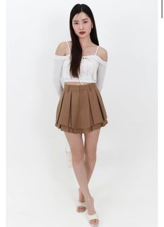 (Category: ) located in . Submitted by buysellcloset (Listing ID 1374976609, Image 1). Description: .