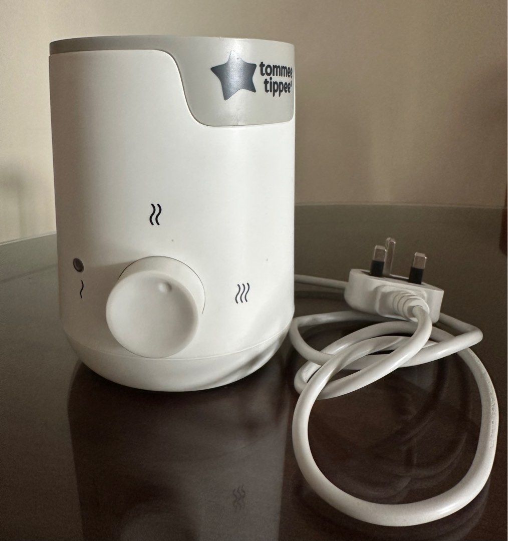 Tommee Tippee Bottle Warmer (Category: Breastfeeding & Bottle Feeding) located in Singapore. Submitted by itsmegrr (Listing ID 1374974119, Image 1). Description: Bottle Warmer – Lightly used for only 5 months. Item has no box. Self-collect at Block 539 Ang Mo Kio Ave 10, or meet-up at MRT stations: AMK, Bishan, Buona Vista, or Kent Ridge Price is negotiable, but please be reasonable—let’s meet halfway! 😊 PM if interested.