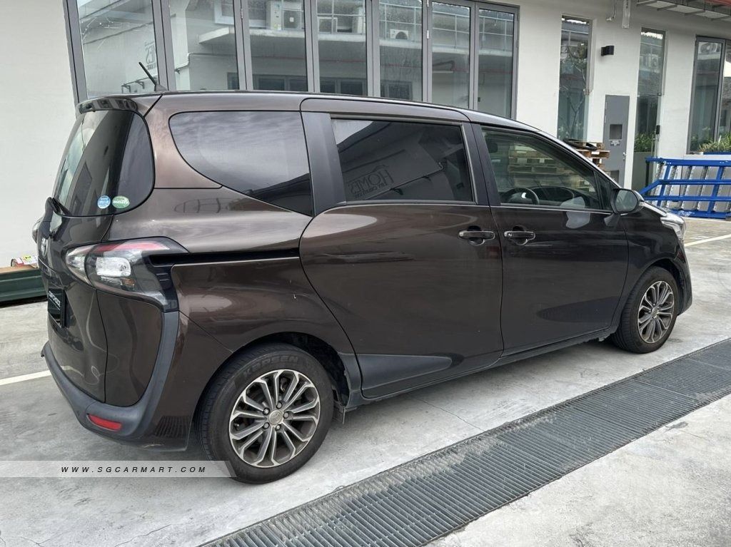 Toyota Sienta 1.5 G 7-Seater (A)62887424774018112