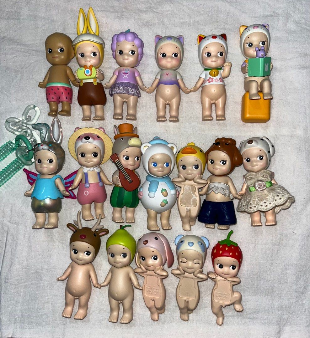 uft nfs sonny angel (Category: Designer & Blind Box Toys) located in Cavite. Submitted by leiluvsu (Listing ID 1375052400, Image 1). Description: 💌 wtt my sonnies to PINK sonnies ~ will only accept FAIR trades ~ can add cash if necessary, can do ratios ~ some have little to no flaws but still x sensi ~ please only offer if you’re sure to trade 🏩 loc : cavite 👛 mod : jnt / sdd diso : pink waac, spinosaurus.