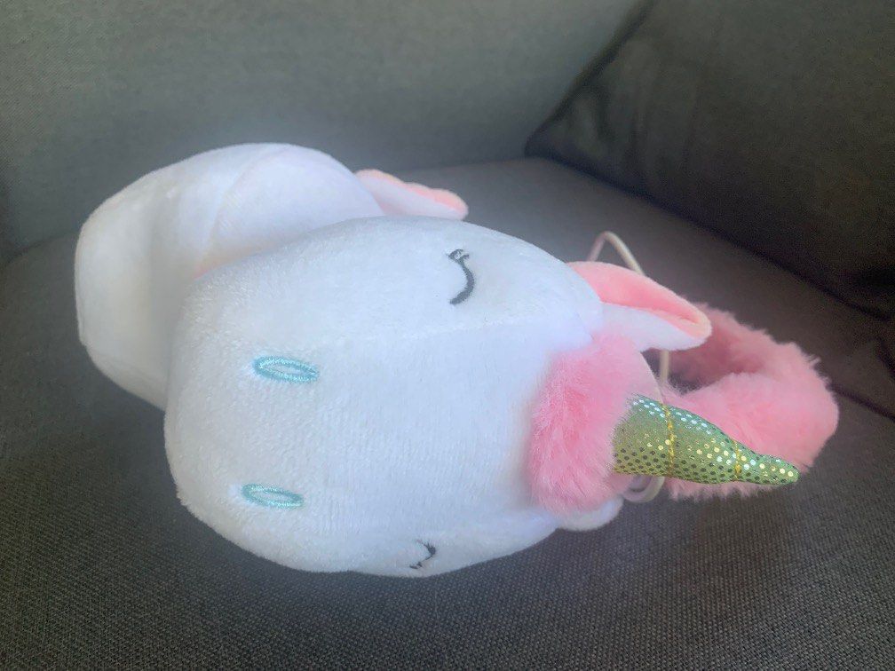 Unicorn Headphones never used (Category: Music Accessories) located in Oakleigh East. Submitted by yiogi (Listing ID 1374895278, Image 1). Description: .