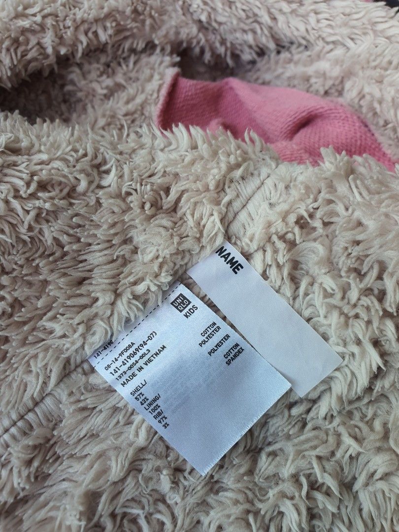 Uniqlo outer autumn jacket (Category: Babies & Kids Fashion) located in Singapore. Submitted by ahl12 (Listing ID 1375065445, Image 3). Description: Used for 1 autumn season and has been cleaned and kept in storage. kid outgrew already..