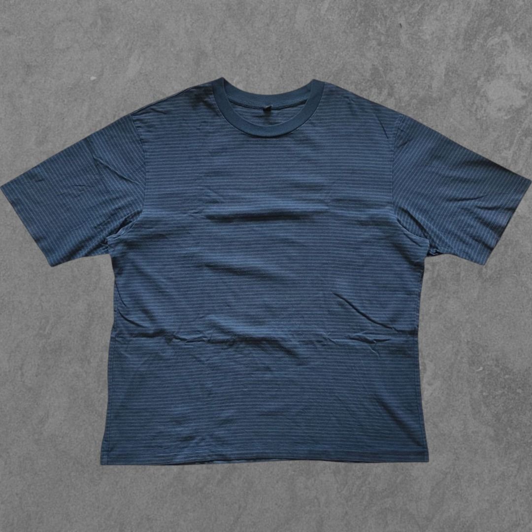 Uniqlo striped T-Shirt (Category: Tshirts & Polo Shirts ) located in Naga. Submitted by 214apparel (Listing ID 1374887072, Image 1). Description: Uniqlo striped T-Shirt Size: XL on tag Dimes (inch): Width: 25 Length: 28.5 Issue: none Price: 150.