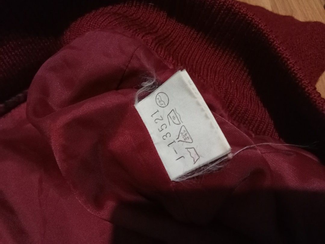 Vintage Lacoste Zip up Wool Jacket (Category: Luxury Apparel) located in Bulacan. Submitted by nifftyythrifty (Listing ID 1374889258, Image 3). Description: Vintage Lacoste Zip up Wool Jacket med to large w-22.5 l-26.5.
