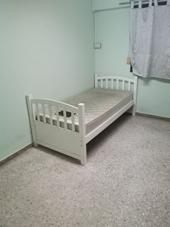 (Category: ) located in . Submitted by huabain18 (Listing ID 1375078174, Image 1). Description: .