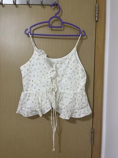 (Category: ) located in . Submitted by julliets.co (Listing ID 1374964048, Image 1). Description: .
