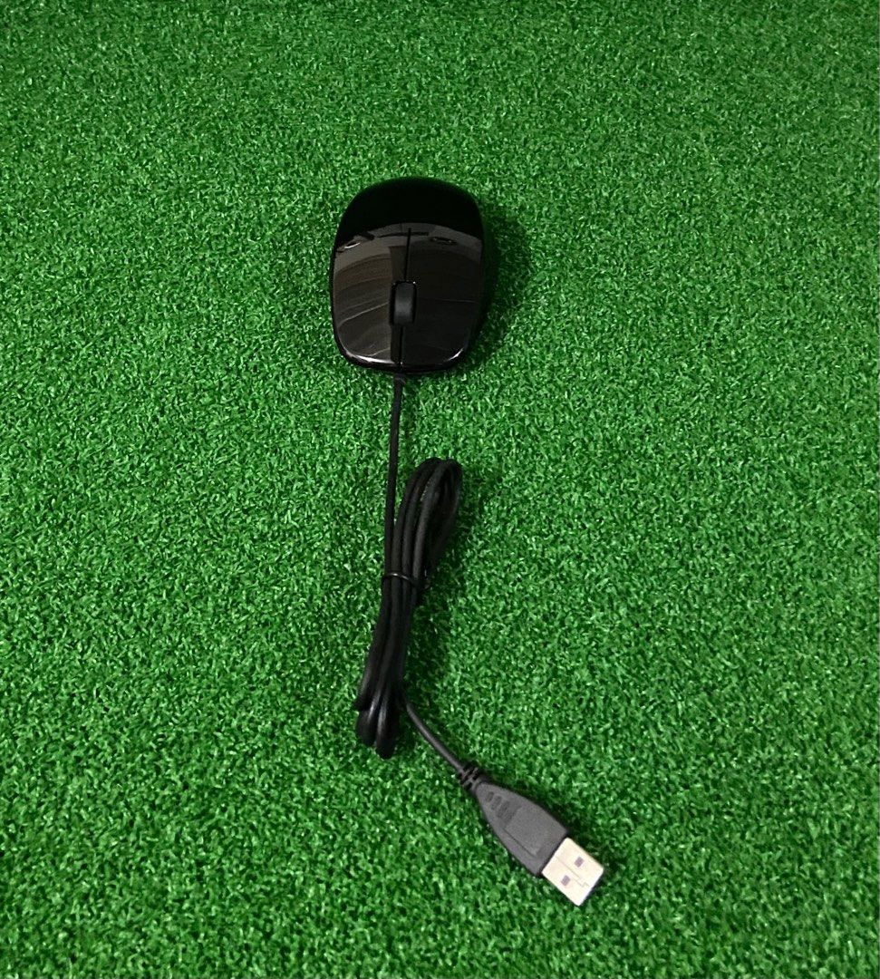 Wired Mouse “Samsung”- good as new (working) (Category: Mouse & Mousepads) located in Cavite. Submitted by nanangonlineshop (Listing ID 1375073463, Image 1). Description: ✅ good as new.