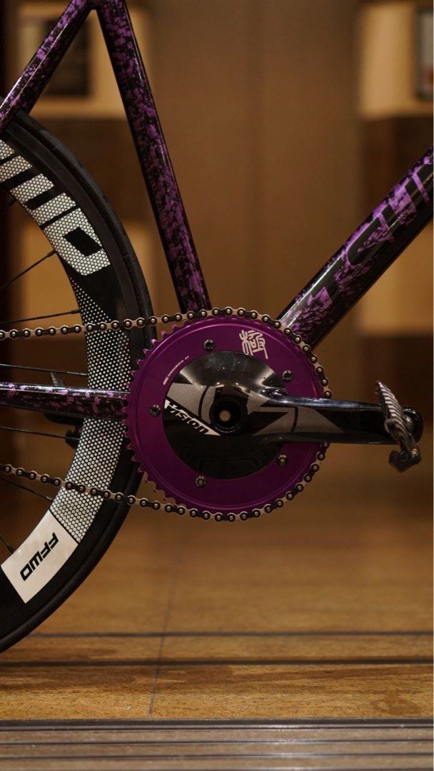 WTS Tsunami SMN100 Max out Full Bike Fixie FB FS (Category: Bicycles) located in Singapore. Submitted by kchiaa (Listing ID 1374919365, Image 2). Description: Only message if srs interested Size 52 Brand New Condi No dent No Crack Purple Black Marble Colourway FB Specs: Tsunami SMN100 Frameset FFWD Carbon Wheelset BN Vision Crank Arms Purple Chainring 51T OEM Enve Aero Stem 120mm OEM Enve Aero Dropbar 3T Aero carbon Seatpost Fizik Saddle Izumi Je