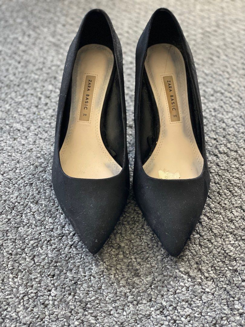Zara Basic Heels (Category: Women's Shoes) located in Cairns. Submitted by sandrasalvo (Listing ID 1374993579, Image 1). Description: Zara Basic Heels. Black Suede. Used. Meet up or postage $10 Australia only..