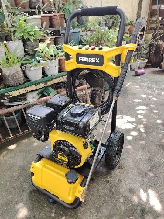3200 psi gasoline power washer (Category: Construction Tools & Equipment) located in Malolos. Submitted by axe23 (Listing ID 1375212525, Image 1). Description: Ferrex power washer 3200 psi 209cc 4.3kw Gasoline 4 stroke engine 640 liter/min Max flow rate 3 liters fuel tank 0.5 liters engine oil capacity Surplus from Australia Actual photo posted Item tested and working properly.