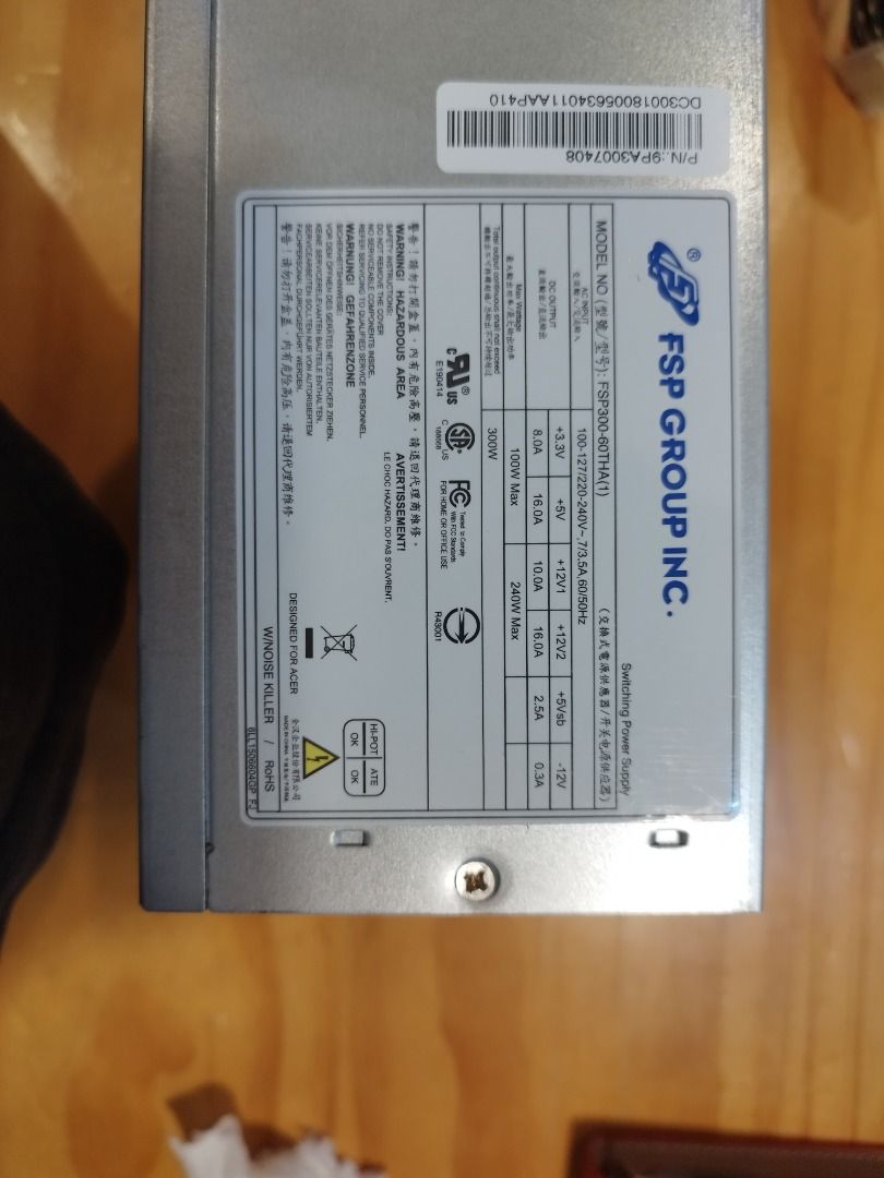 由 vincent.cs.wen (刊登 ID 1375096875，圖片 1) 提交，位於 新北市 (New Taipei) 的 電源供應器: 全漢 (類別：電腦)，說明：電源供應器: 全漢 FSP 300W – 200元。
