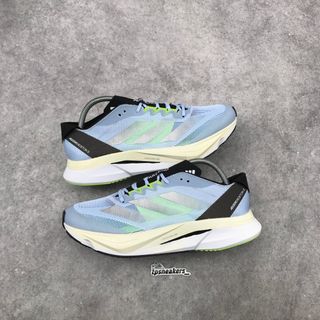 (Kategori: ) berada di . Dikirim oleh tpsneakers_ (ID iklan 1375140287, Gambar 1). Deskripsi: .