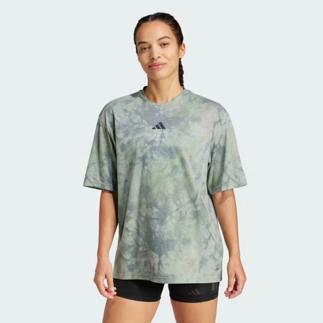 Adidas Climacool Training Club Graphic Tee - Grey (Category: Activewear) located in Paranaque City. Submitted by chwistine90 (Listing ID 1375235120, Image 1). Description: [brand new] adidas Climacool Training Club 24/7 Graphic Tee Women - Grey Size: XL RFS: wrong size ordered Payment via bank transfer, Maya or GCash Shipping c/o buyer.