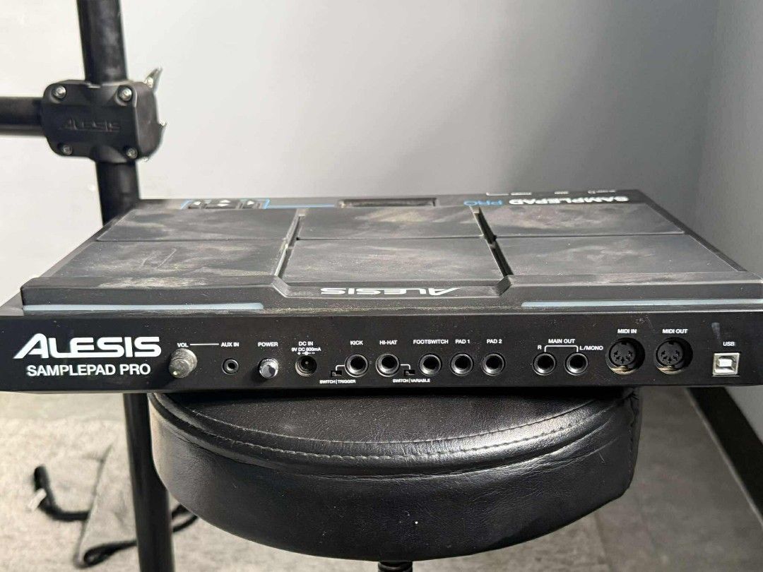 ALESIS SAMPLE PAD PRO (Category: Musical Instruments) located in Manila. Submitted by josephsonnn (Listing ID 1375223766, Image 2). Description: ALESIS SAMPLE PAD PRO 18K NEGOTIABLE.