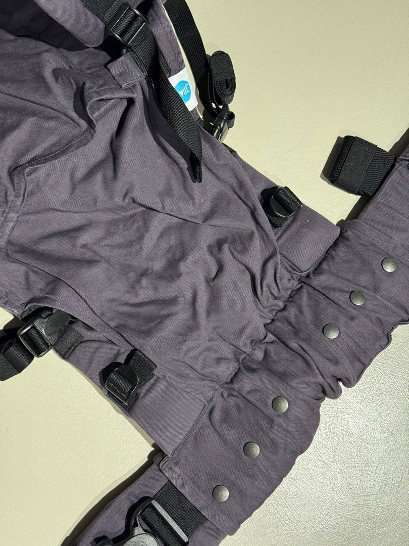 Anoona carrier from Soul Sling (Category: Carriers & Slings) located in Singapore. Submitted by fern3003 (Listing ID 1375179413, Image 3). Description: .