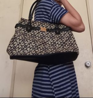 (Category: ) located in . Submitted by jojoleen28 (Listing ID 1334412119, Image 1). Description: .