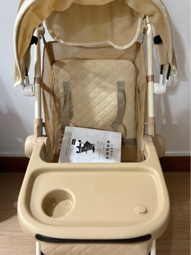 Baby Stroller light weight (Category: Strollers) located in Singapore. Submitted by magic0987 (Listing ID 1375199785, Image 3). Description: Extra new stroller to let go .