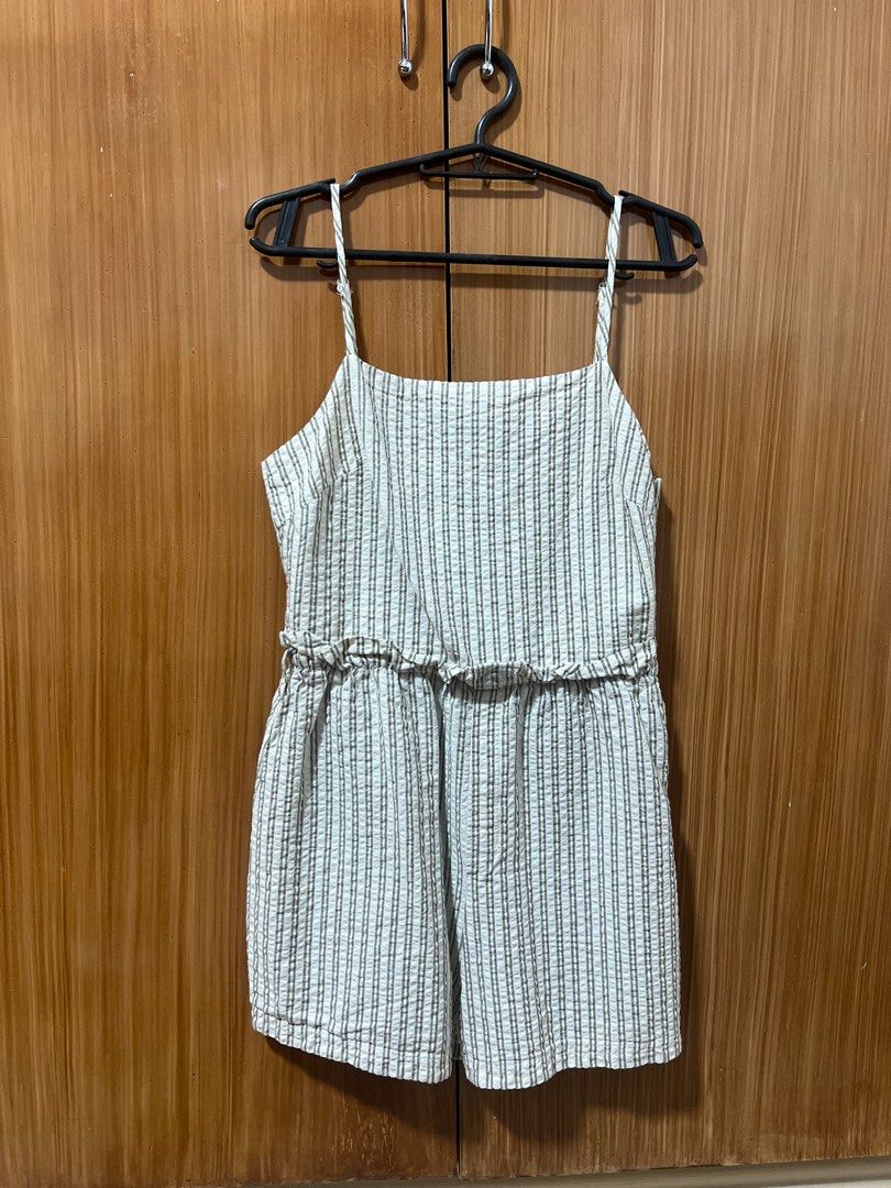 Bershka Striped Sleeveless Romper (Category: Rompers) located in Baguio. Submitted by xentrep (Listing ID 1375231924, Image 1). Description: Authentic Used 2-3x only Size S but would fit XS nicely too SF to be shouldered by the buyer ₱80 .