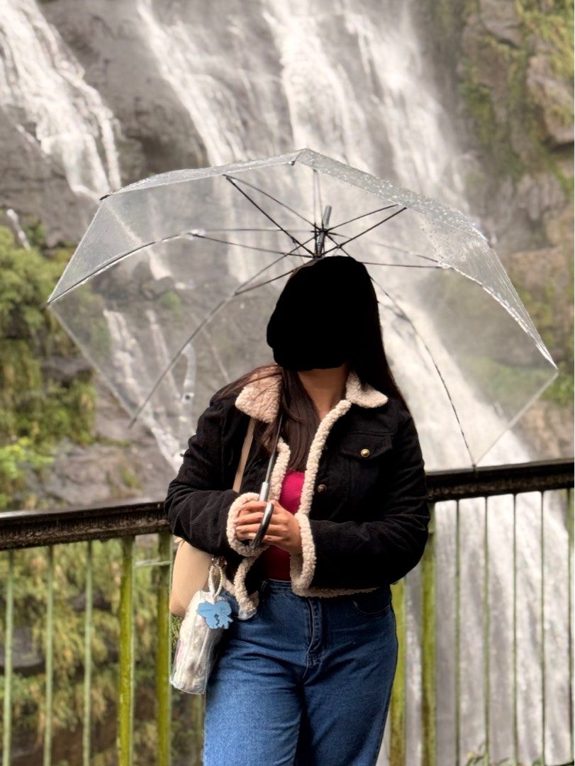 Black Jacket with Fur (Category: Coats, Jackets and Outerwear) located in Dasmarinas. Submitted by viancsss (Listing ID 1375112986, Image 3). Description: Small to Semi-Medium.