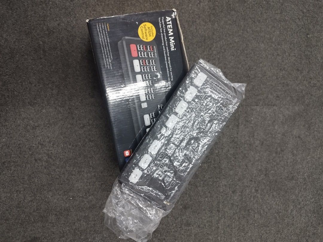 Blackmagic Design ATEM Mini Pro (Category: Other Audio Equipment) located in Singapore. Submitted by fathirahathirah (Listing ID 1375095034, Image 3). Description: Blackmagic Design ATEM Mini Pro – $470 ✅ Excellent condition | 🔌 Fully functional | 🎥 Ideal for streaming, live production Looking to sell my Blackmagic ATEM Mini Pro, used lightly and always kept in a safe, smoke-free environment. Key Features: 4 HDMI inputs for multi-camera streami