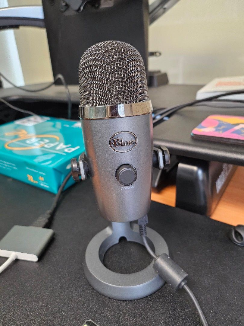 Blue Yeti Microphone628630618310411129