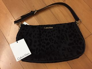 calvin klein 豹紋袋630038532637471115