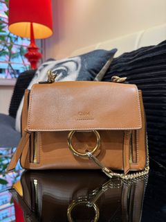 (Category: ) located in . Submitted by fashionvalet (Listing ID 1375167873, Image 1). Description: .