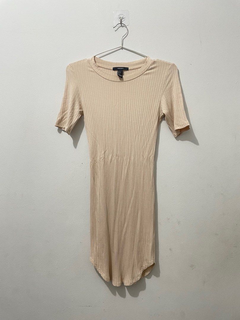 F21 Beige Mini Dress (Category: Dresses) located in Quezon City. Submitted by jlesliermn (Listing ID 1375132667, Image 1). Description: - used twice only.