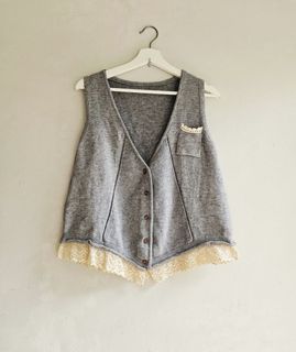 (Kategori: ) berada di . Dikirim oleh elserrascloset (ID iklan 1375238204, Gambar 1). Deskripsi: .