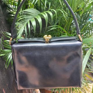 (Kategori: ) berada di . Dikirim oleh brabadan_store (ID iklan 1375118493, Gambar 1). Deskripsi: .