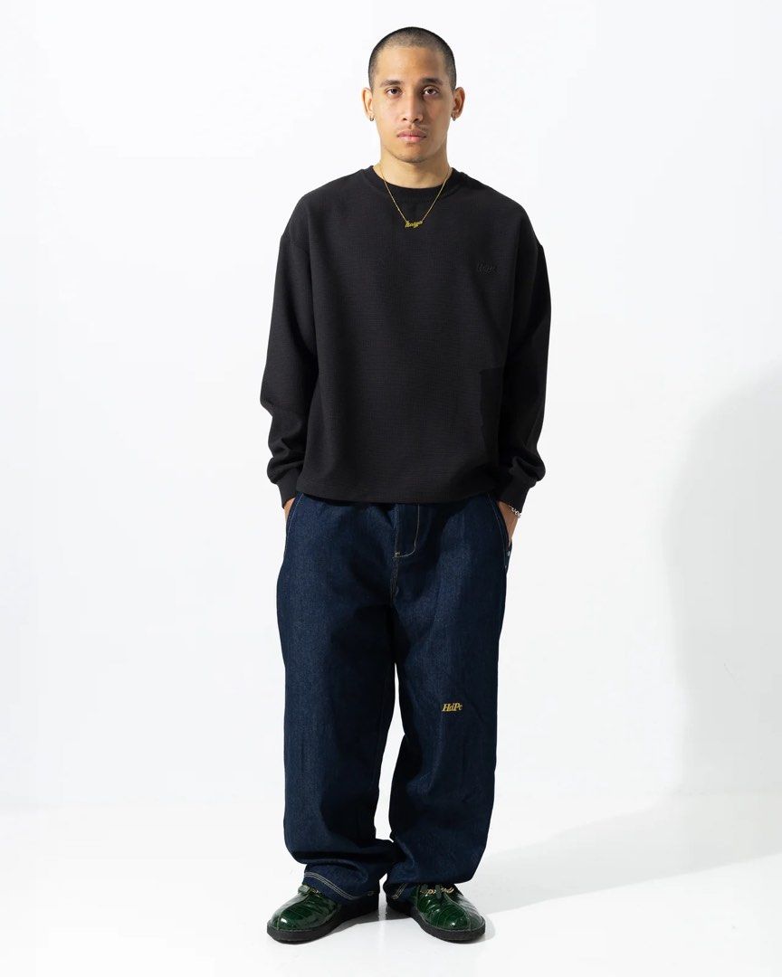 hdpc (Category: Activewear) located in Kuala Lumpur. Submitted by hodafiz (Listing ID 1375166981, Image 3). Description: DIMENSION WAFFLE LONG SLEEVE TEE BLACK include dustbag can nego.