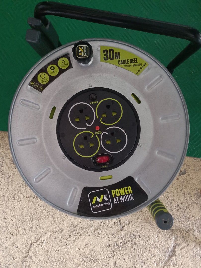 Heavy duty cable reel sale 2500 (Category: Construction Tools & Equipment) located in General Mariano Alvarez. Submitted by item2love (Listing ID 1375169865, Image 1). Description: bago pa nakatago lang nabili ko ng 6500 magandang brand po ito kahit search niyo.