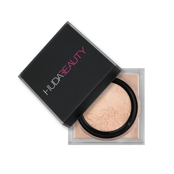 Huda Beauty Easy Bake loose setting powder (Category: Makeup) located in Baguio. Submitted by thecuntiest (Listing ID 1375138876, Image 1). Description: Shade cupcake.