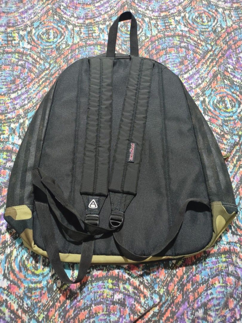 Bag 2ndhand (Jansport Backpack) (Category: Backpacks) located in Antipolo. Submitted by grimmpool28 (Listing ID 1375089802, Image 3). Description: Jansport Backpack for SALE 2ndhand Used Like new and in good condition 1500 plus shipping Antipolo loc.