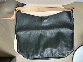 日本Kissora 黑色真皮單肩包64221140233091110