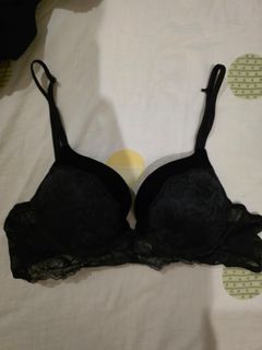 (Category: ) located in . Submitted by wing111110 (Listing ID 1375224399, Image 1). Description: .